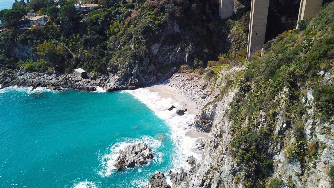 Appartamento Affaccio Sul Mare, Baia Di Copanello Exterior photo